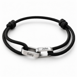 Gepersonaliseerde en verstelbare minimalistische armband met Naam - Zilverkleurig